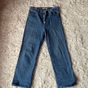 Levi’s Premium Ribcage Straight Jeans